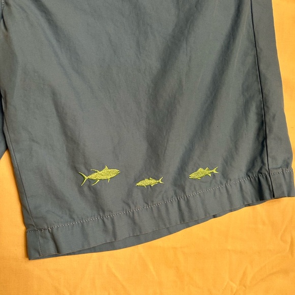 Vineyard Vines Shorts Mens 35 Blue Short Logo Casual Golf Golfing Preppy - Picture 3 of 8